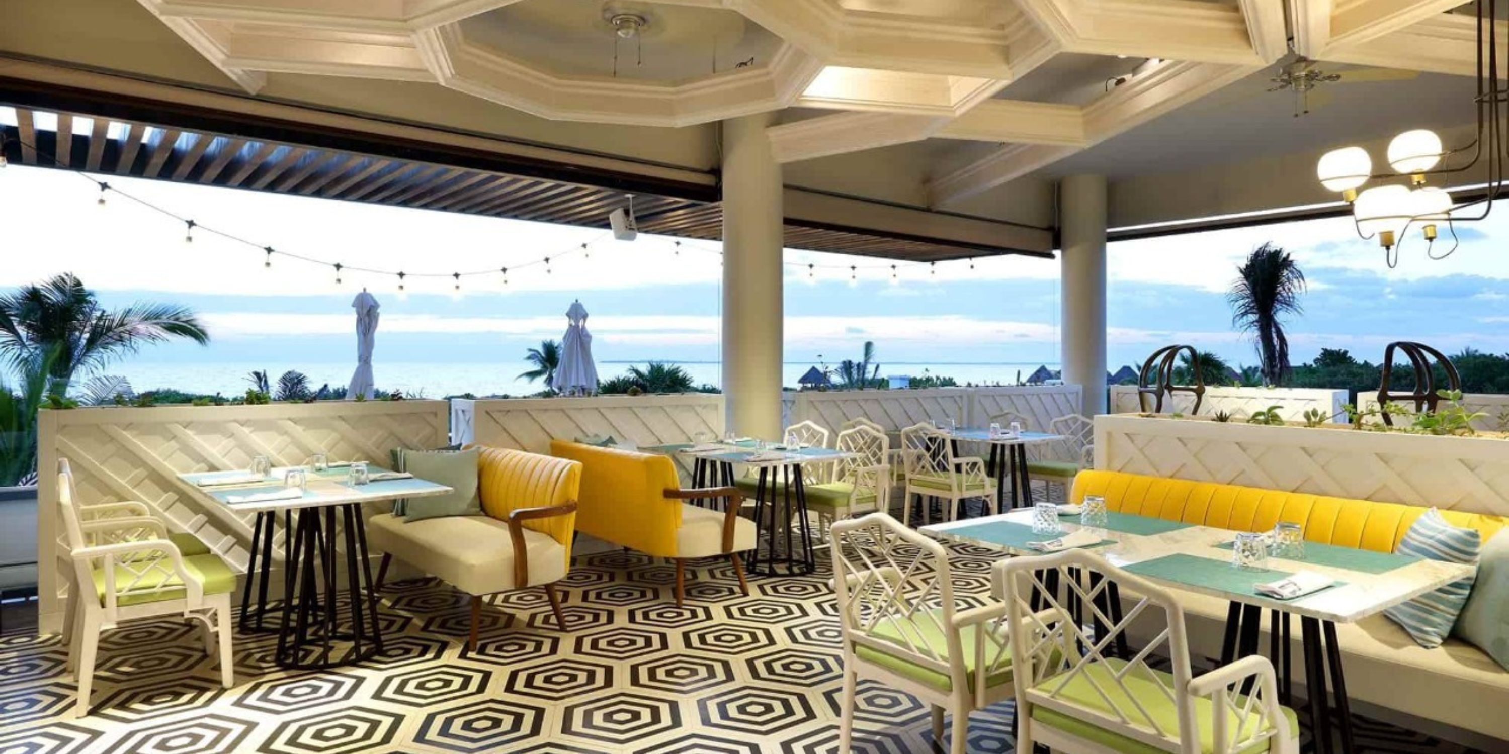 Trs Coral Restaurant 2